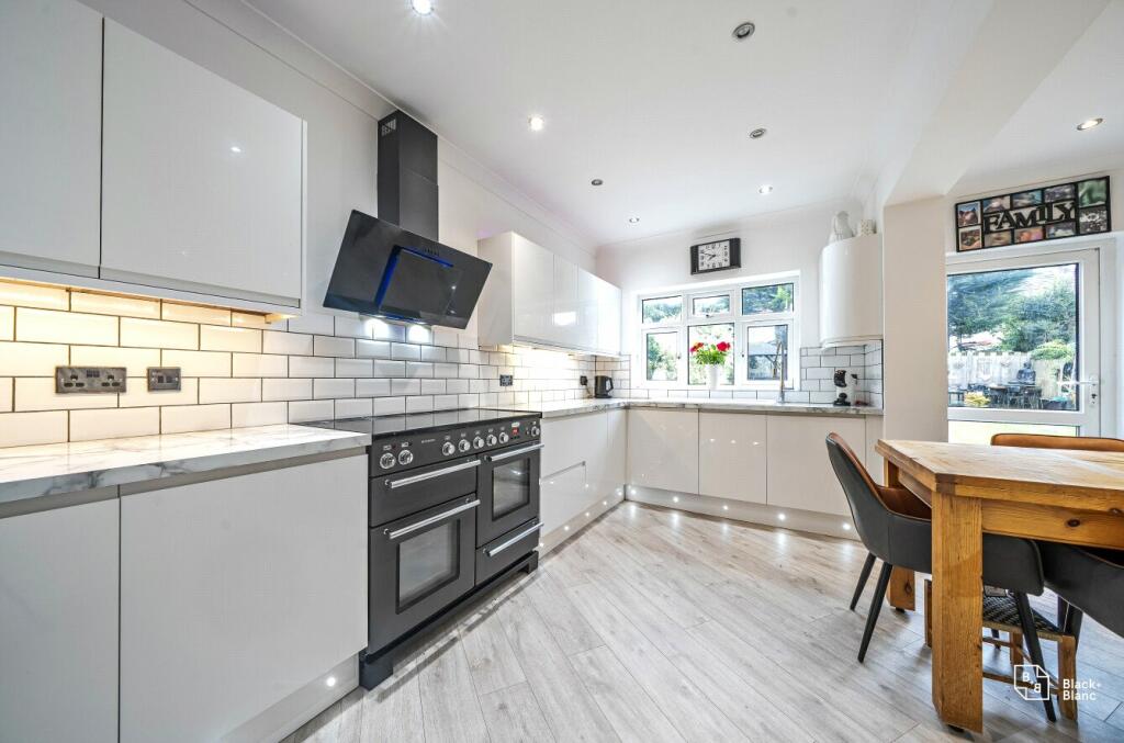 Additional property image - Hawkhurst Way, West Wickham, BR4