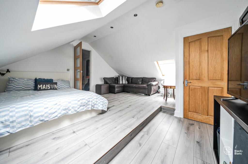 Additional property image - Hawkhurst Way, West Wickham, BR4