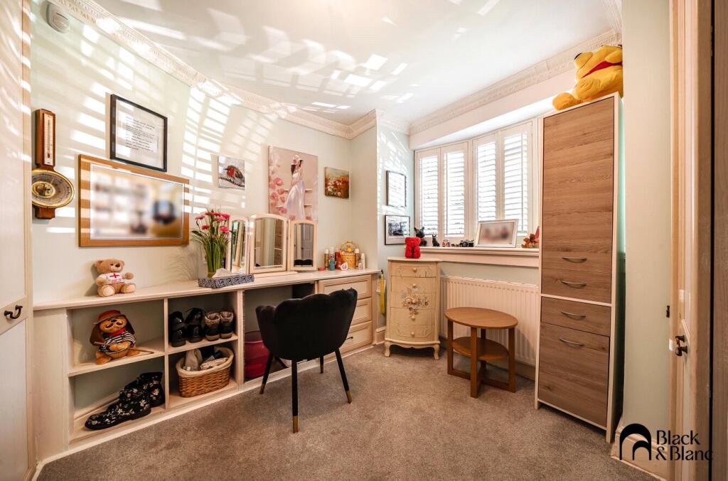 Additional property image - Leaves Green Road, Keston, Bromley, BR2