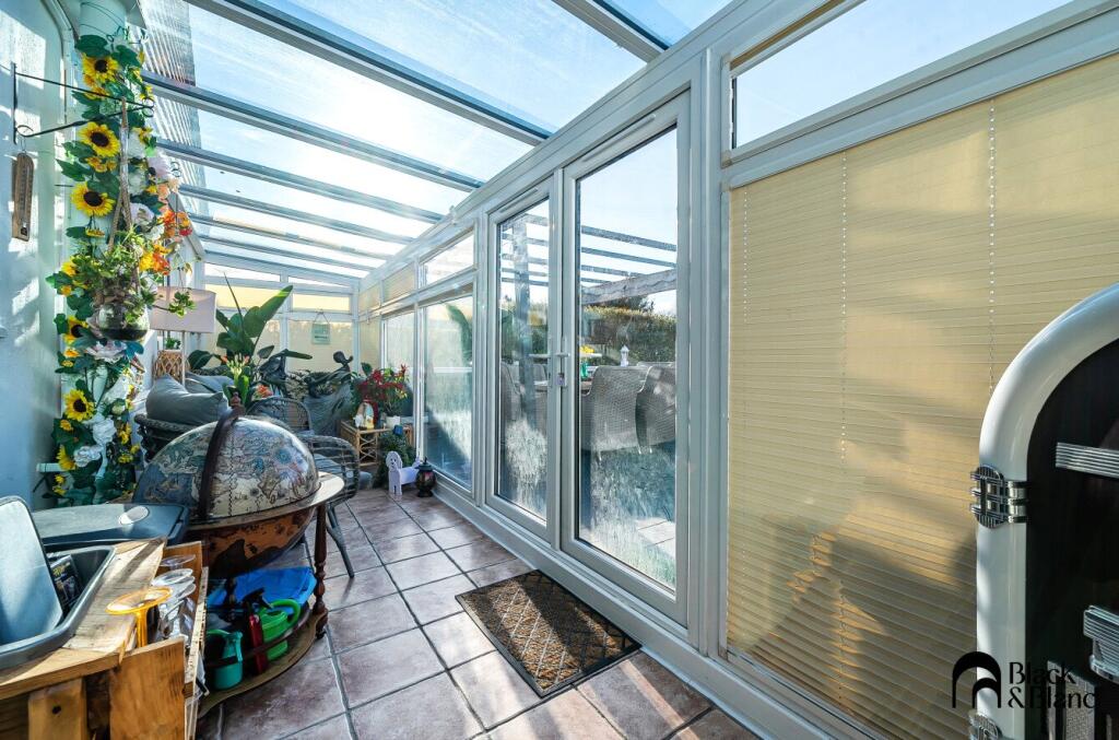 Additional property image - Leaves Green Road, Keston, Bromley, BR2