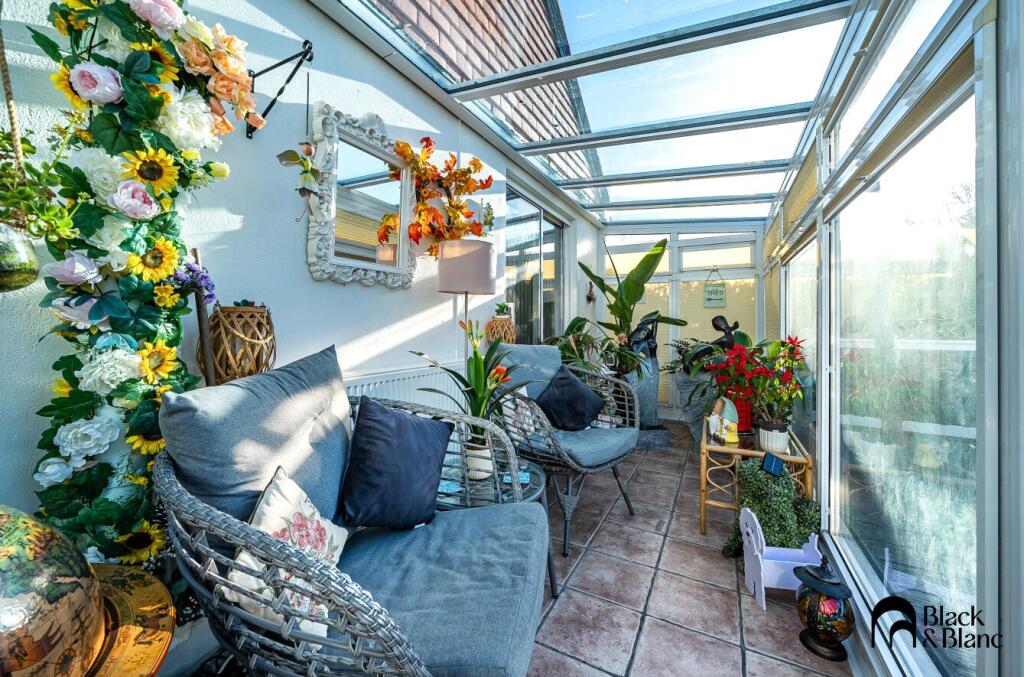 Additional property image - Leaves Green Road, Keston, Bromley, BR2
