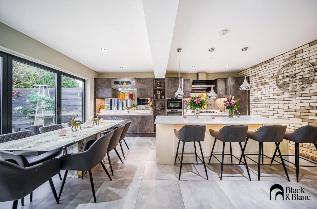 Primary image of Queensway, West Wickham, Bromley, BR4