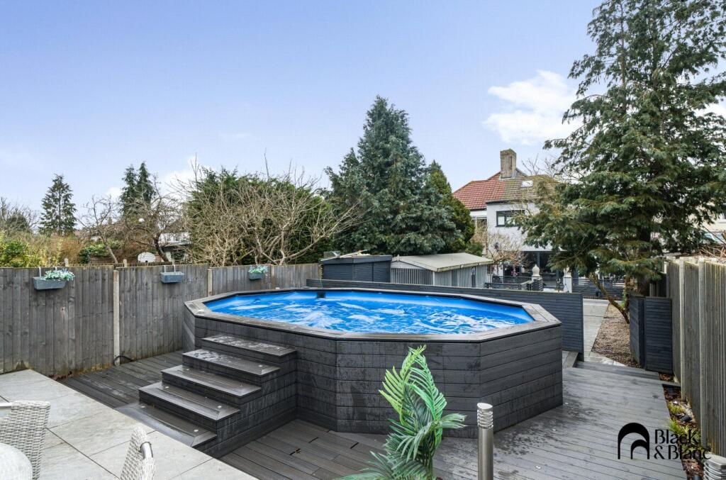 Additional image 10 of Queensway, West Wickham, Bromley, BR4