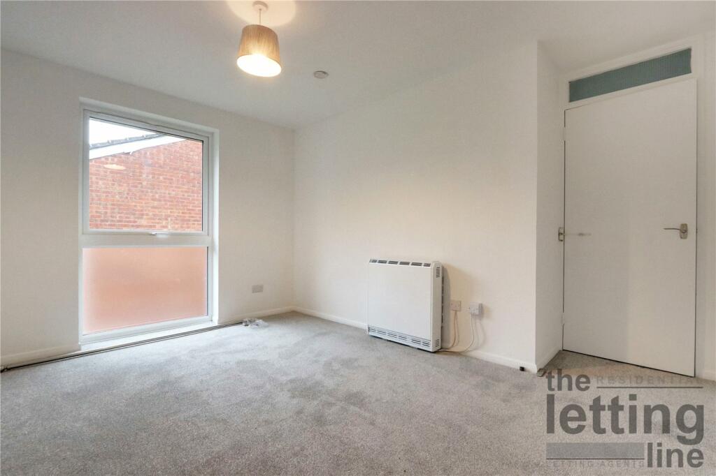 2 bedroom apartment for rent in Trinity Street Enfield Middlesex