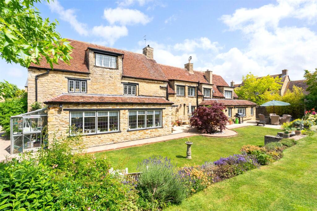 Main image of property: Barncroft, Long Compton, Shipston-on-Stour, Warwickshire, CV36