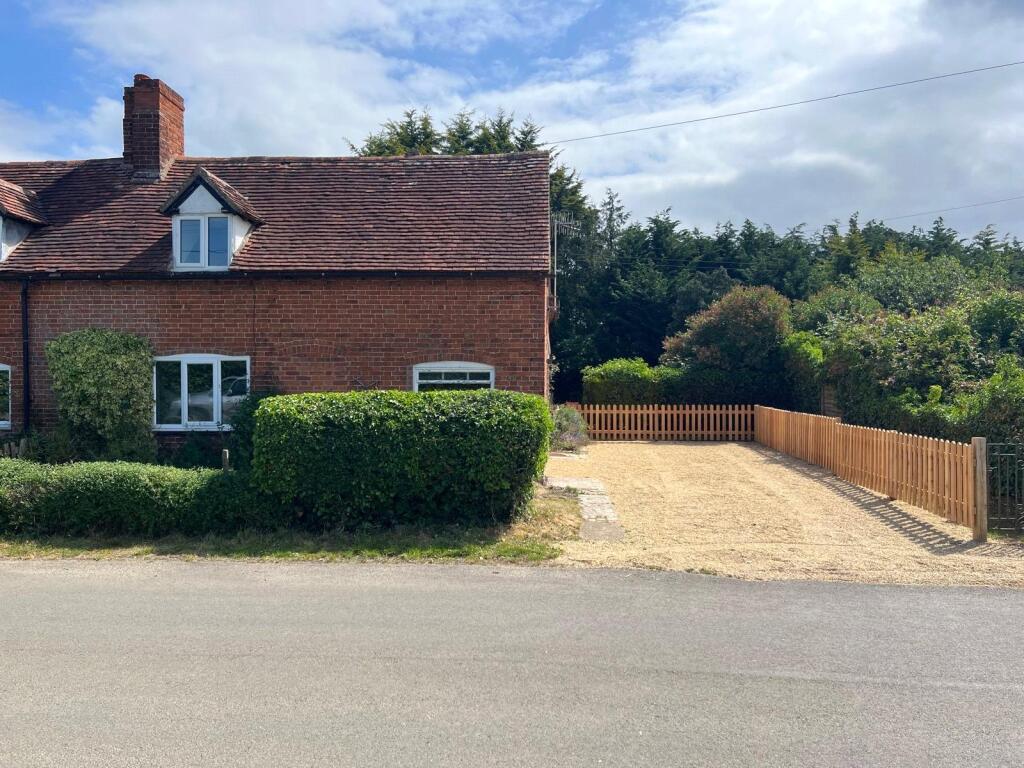 3 bedroom semi-detached house