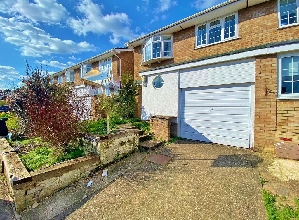Main image of property: Lynwood, Guildford, Surrey, GU2
