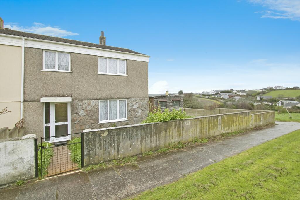 3 bedroom end of terrace house for sale in Trenoweth Estate, North