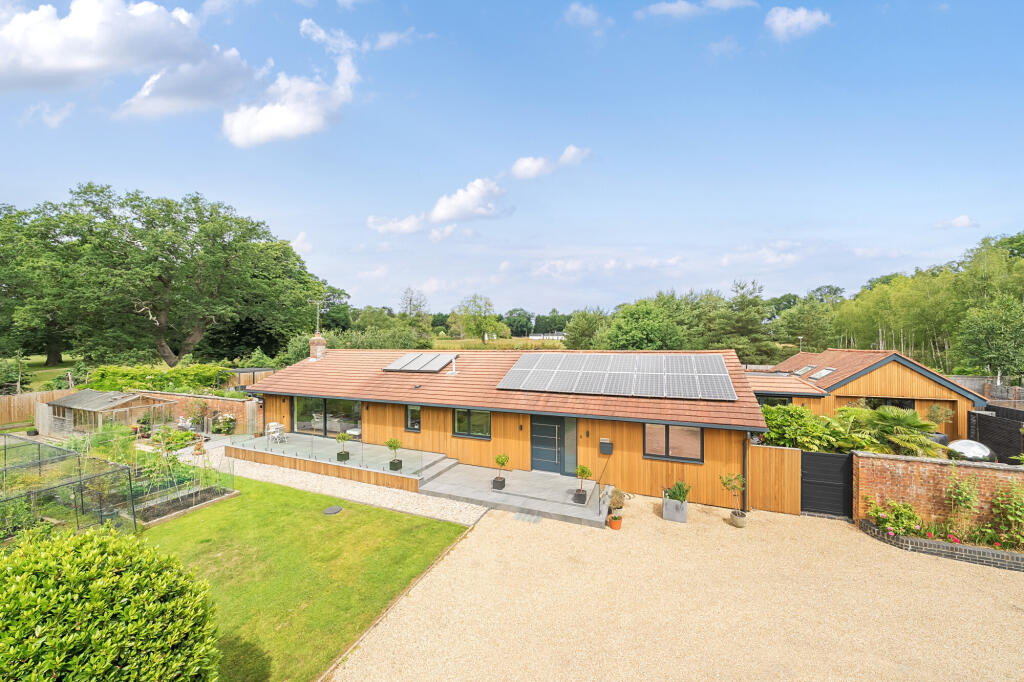 Main image of property: Reigate Road, Hookwood, RH6