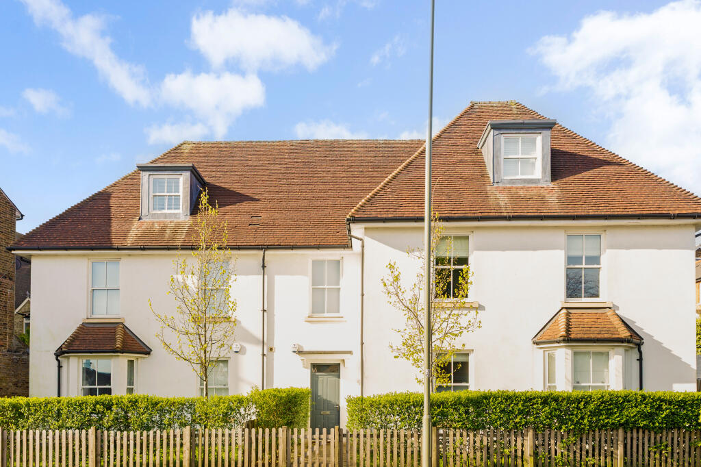 Main image of property: Hatchlands Road, Redhill, RH1