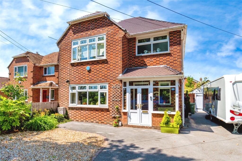 Main image of property: Hoe Lane, SOUTHAMPTON, Hampshire, SO52