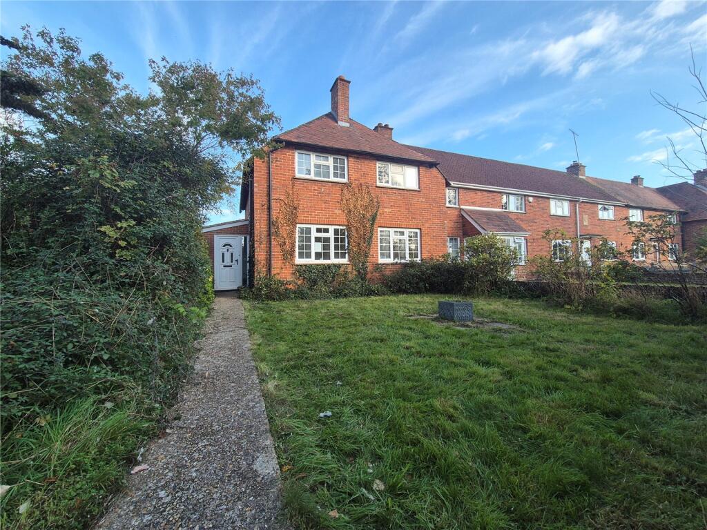 Main image of property: Lansdowne Close, Romsey, Hampshire, SO51