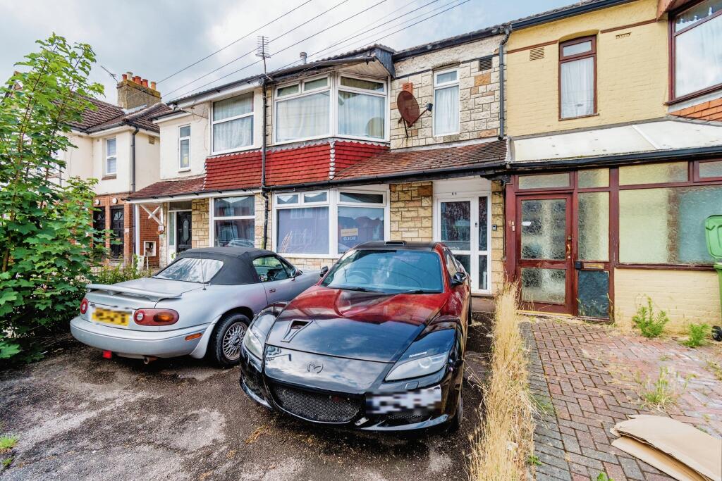 3 bedroom terraced house for sale in Langhorn Road, Southampton, SO16
