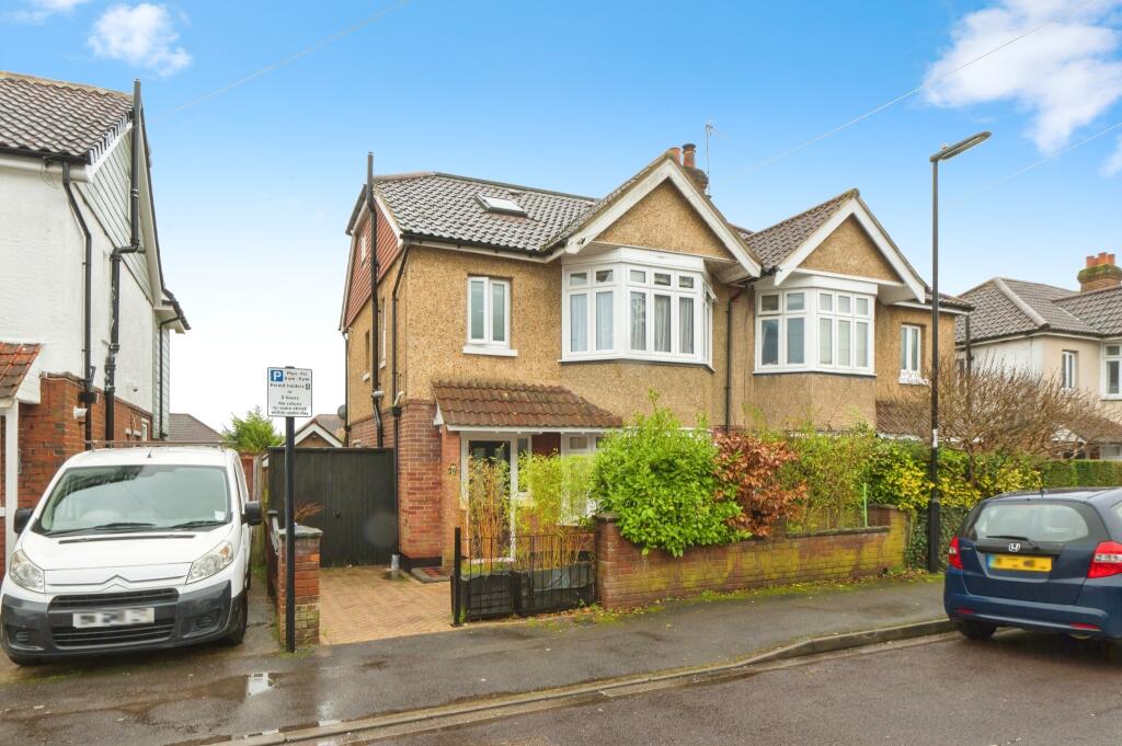 4 bedroom semi-detached house for sale in Merton Road, Southampton, Hampshire, SO17
