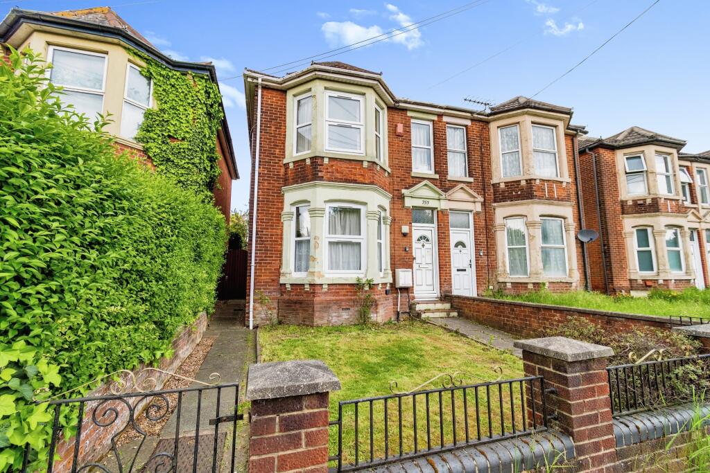 6 bedroom terraced house for sale in Portswood Road, Southampton, Hampshire, SO17