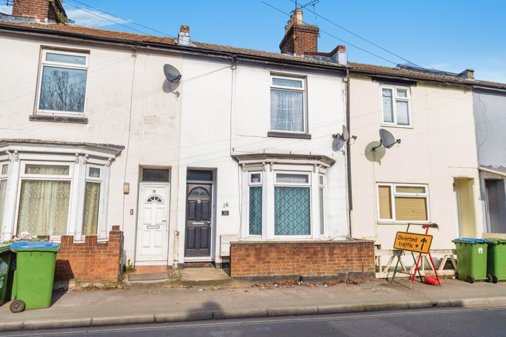 3 bedroom terraced house