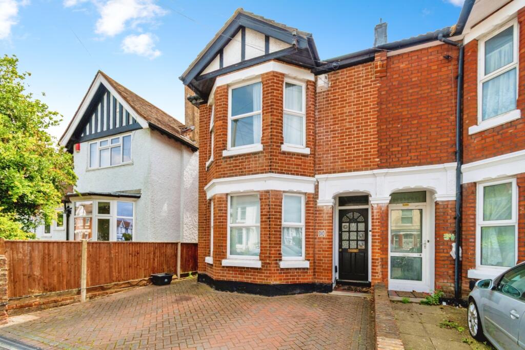 Main image of property: Morris Road, Polygon, Southampton, Hampshire, SO15