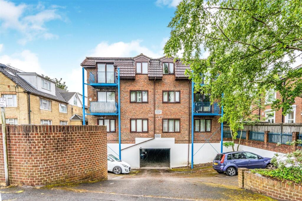 Main image of property: Roberts Road, Southampton, Hampshire, SO15