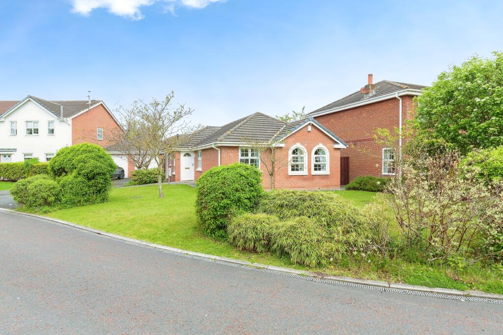 2 bedroom detached house for sale in Pintail Way, LYTHAM ST. ANNES