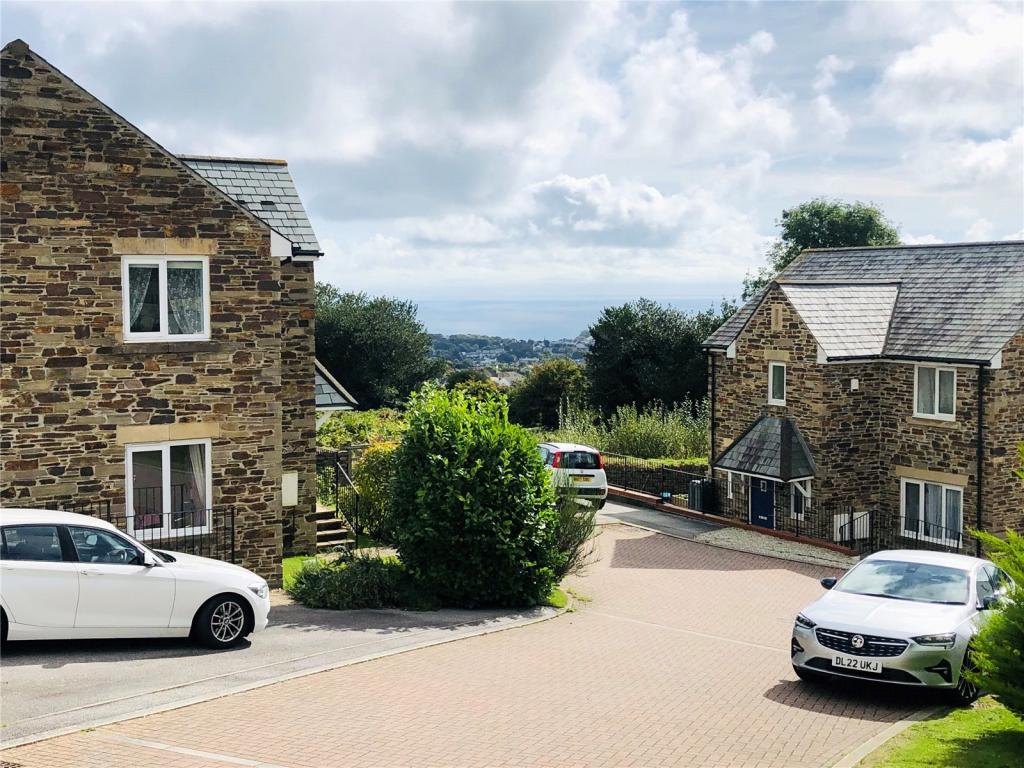 4 bedroom detached house for sale in Burlawn Drive, St. Austell, PL25
