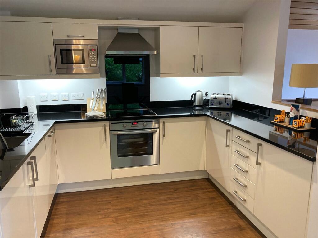 2 bedroom detached house for sale in Pentewan Road, Tregorrick, St