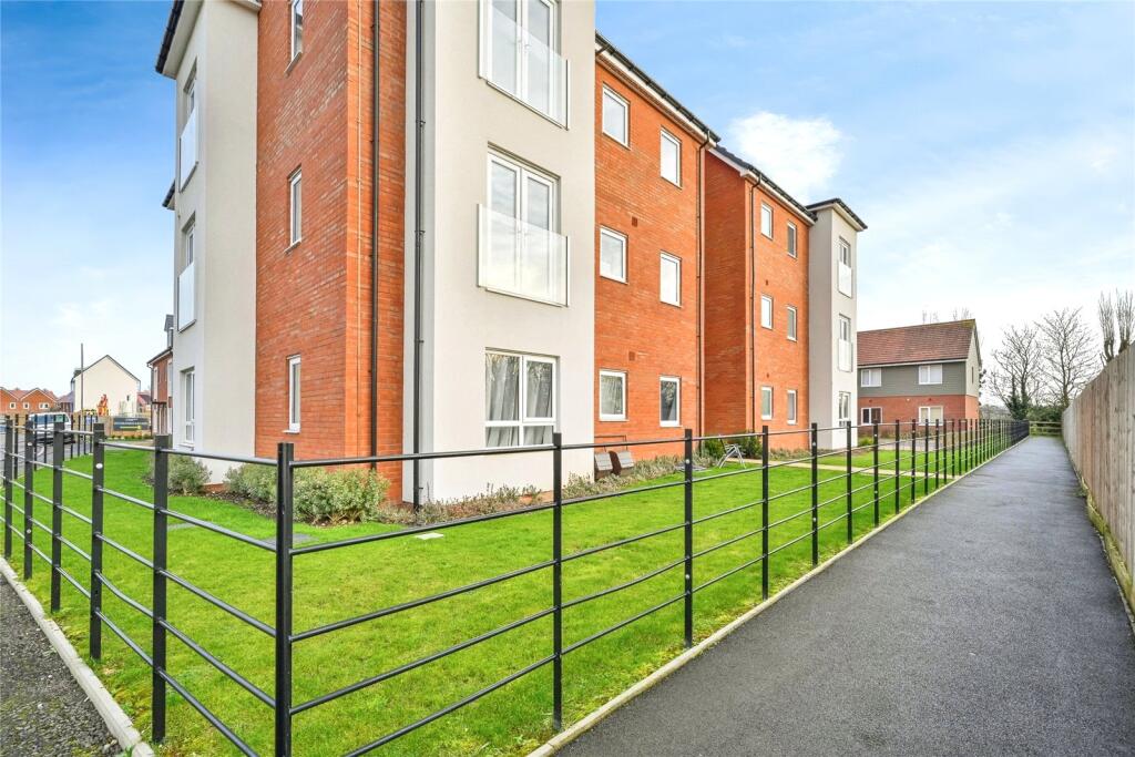 2 bedroom flat for sale in Delphinium Place, STAFFORD, Staffordshire, ST17