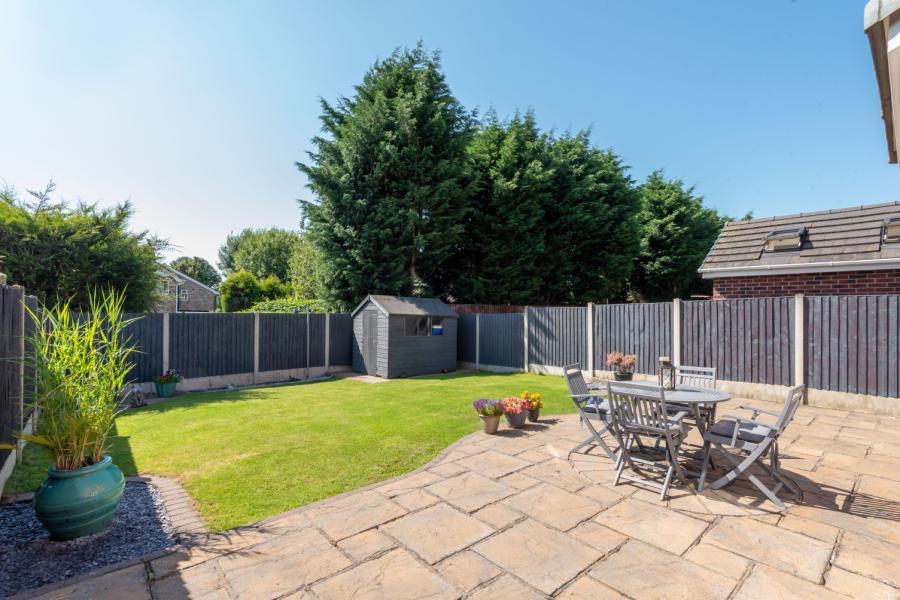 4 bedroom detached house for sale in Old School Drive, Stafford, Staffordshire, ST16