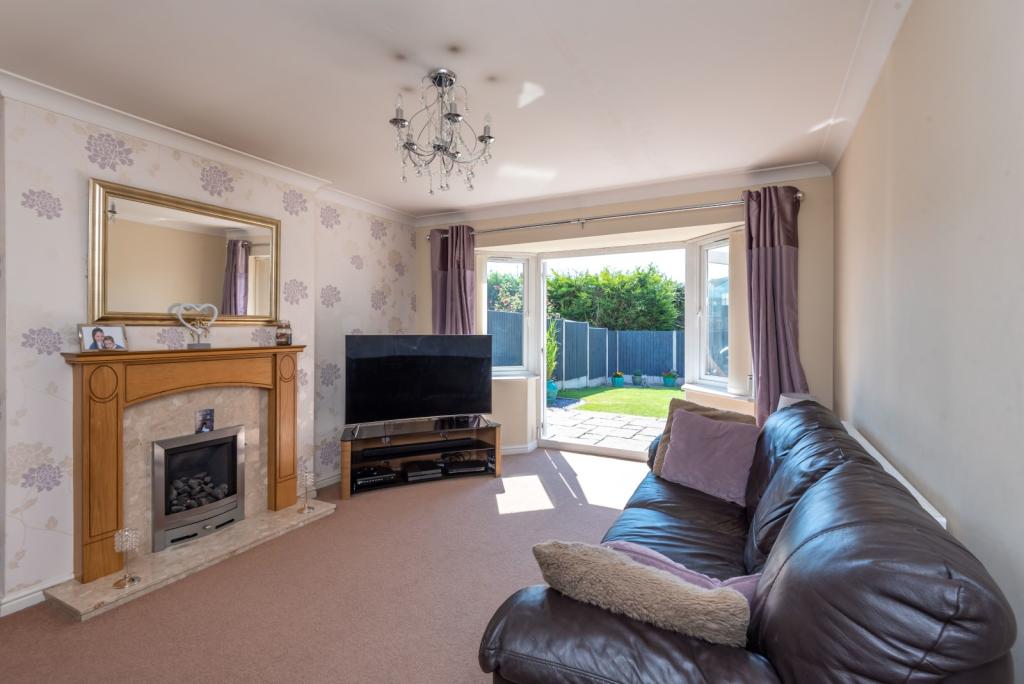 4 bedroom detached house for sale in Old School Drive, Stafford, Staffordshire, ST16