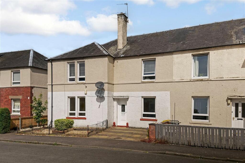 3 bedroom flat for sale in Henderson Avenue, Alloa, Clackmannanshire, FK10