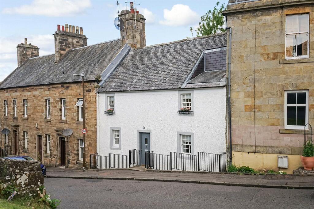 Main image of property: The Brae, Bannockburn, Stirling, Stirlingshire, FK7