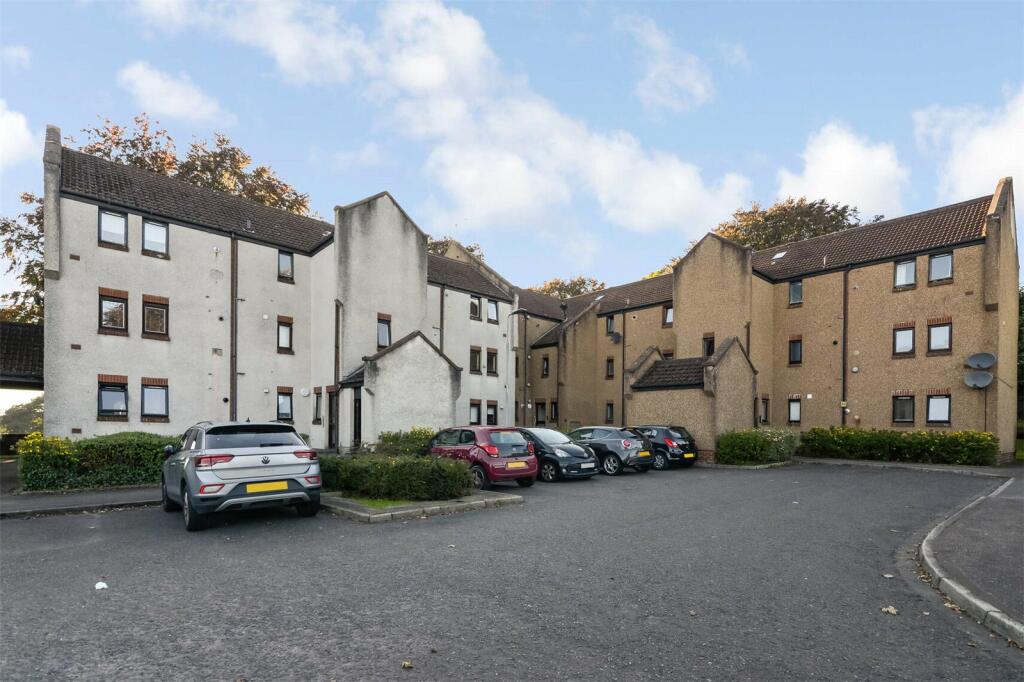 Main image of property: Tulligarth Park, Alloa, Clackmannanshire, FK10