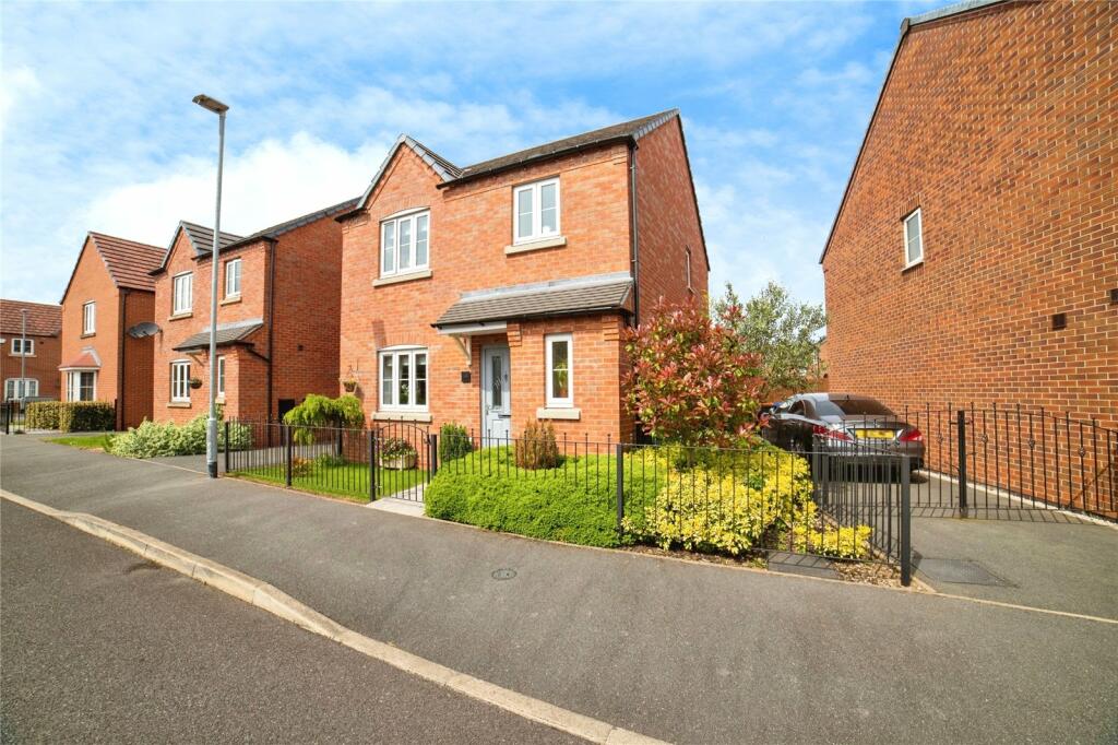 Main image of property: Webb Ellis Road, Kirkby-in-Ashfield, Nottingham, Nottinghamshire, NG17