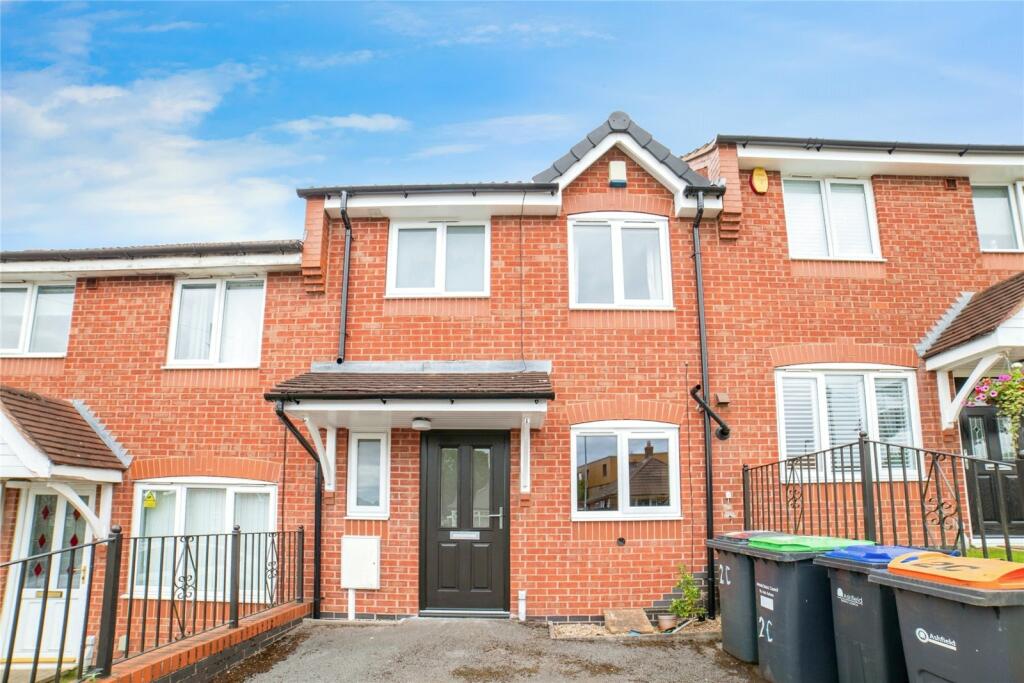 3 bedroom town house for sale in Skegby Road, Huthwaite, Suttonin