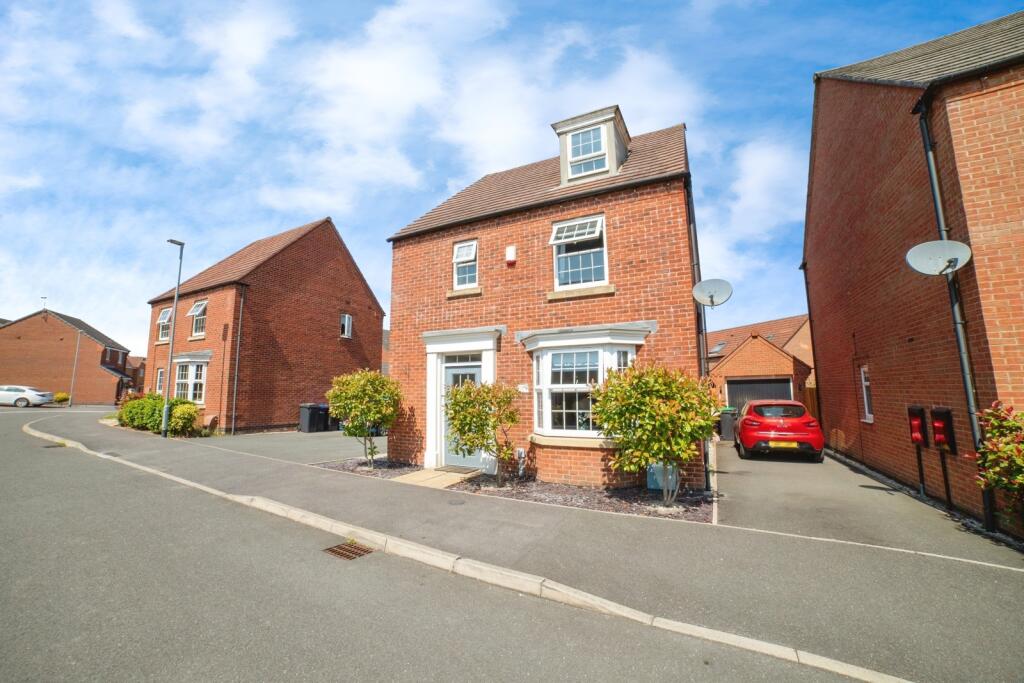 Main image of property: Topaz Crescent, Sutton-in-Ashfield, Nottinghamshire, NG17
