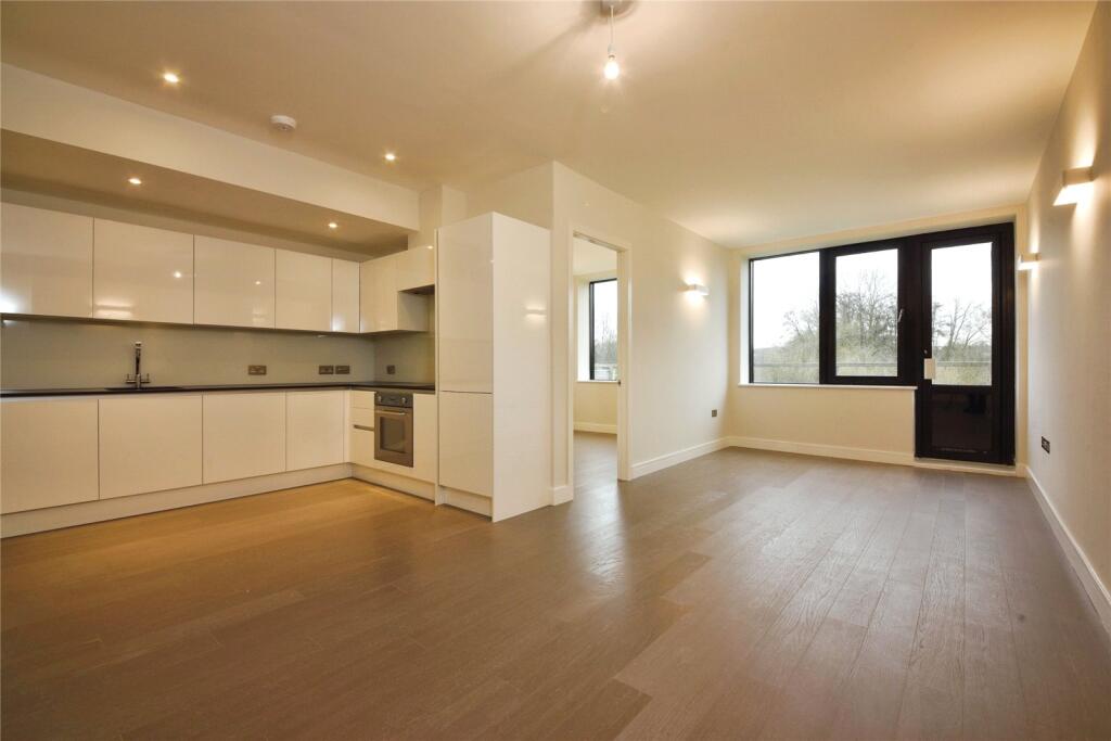 Main image of property: Overbridge Square, Newbury, Berkshire, RG14