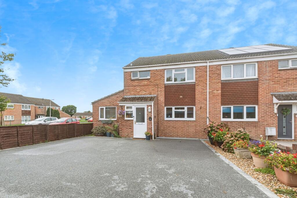 Main image of property: Lancaster Close, THATCHAM, Berkshire, RG18