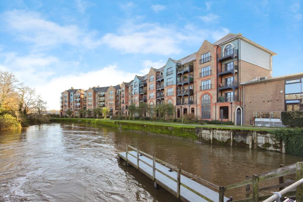 Main image of property: Medway Wharf Road, Tonbridge, Kent, TN9