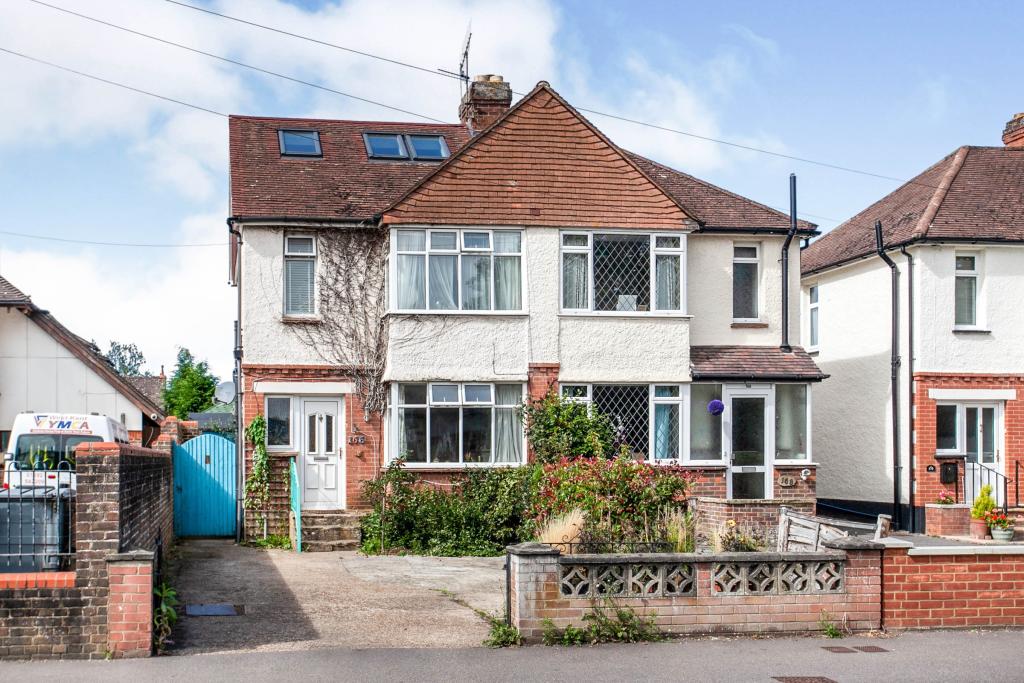 3 bedroom semidetached house for sale in Shipbourne Road, Tonbridge