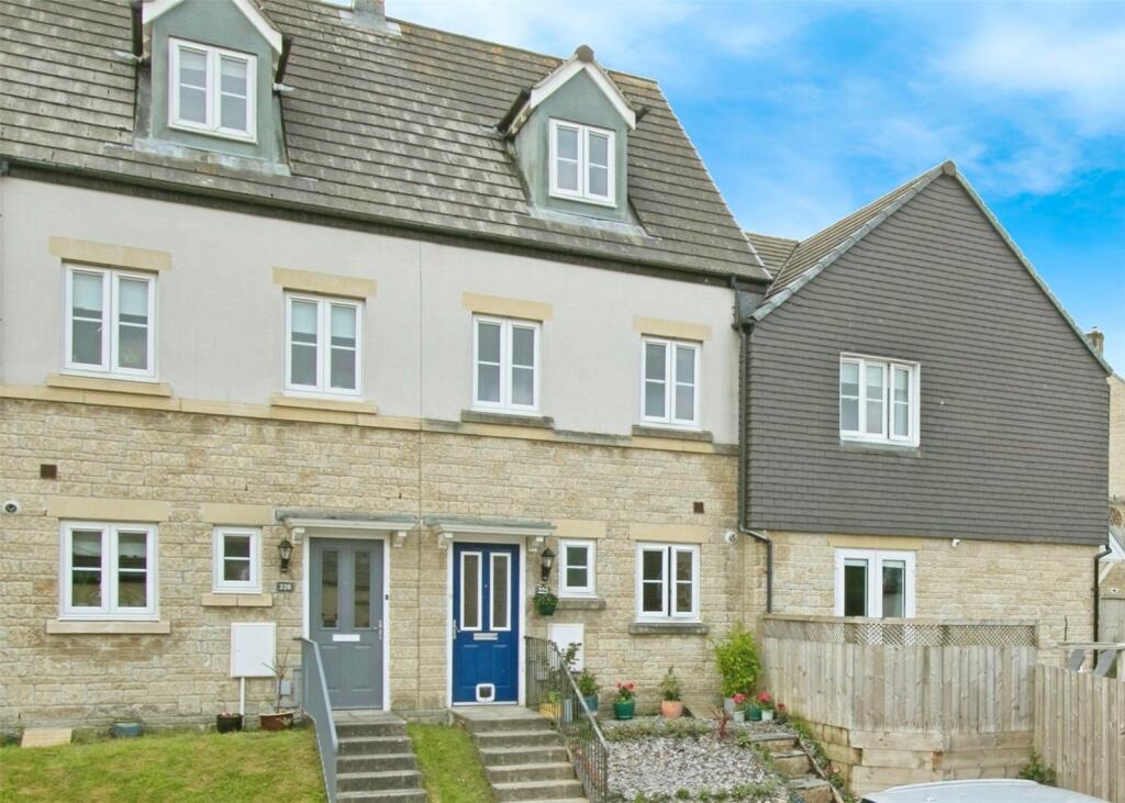 3 bedroom terraced house for sale in Treffry Road, Truro, Cornwall, TR1