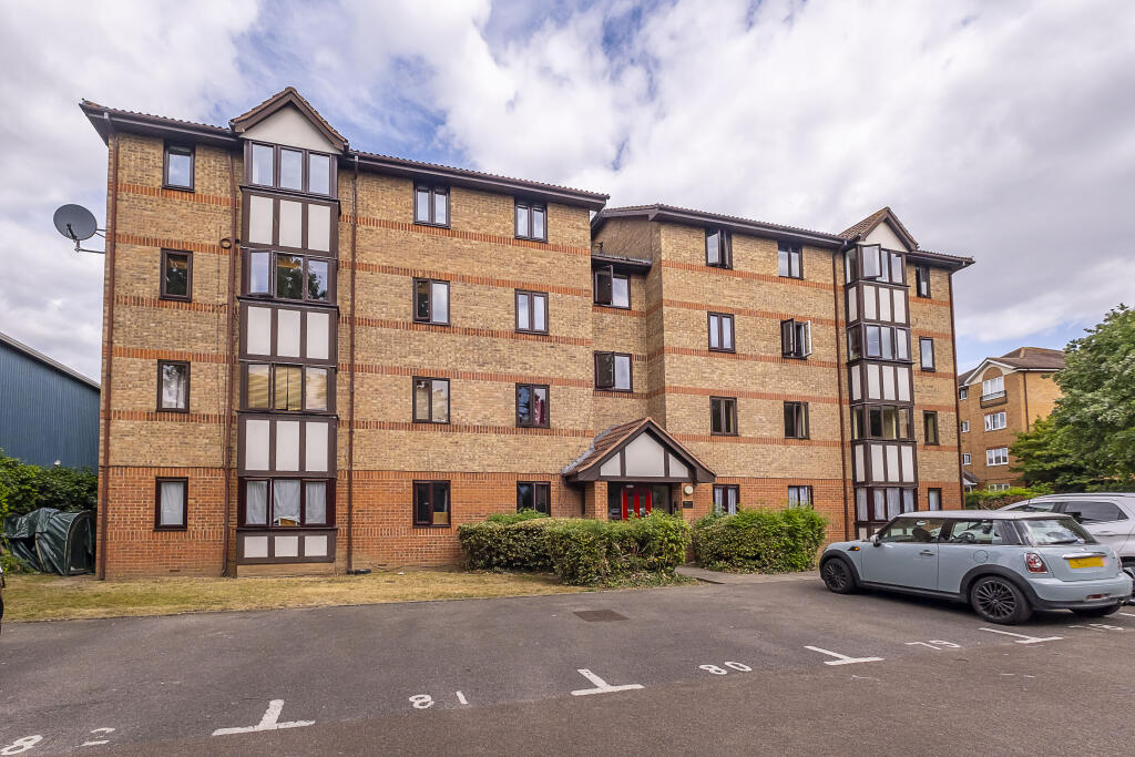 Main image of property: Varsity Drive, Twickenham, TW1