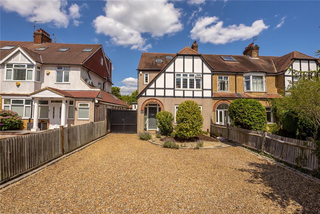 4 bedroom semidetached house for sale in Sixth Cross Road, Twickenham, TW2