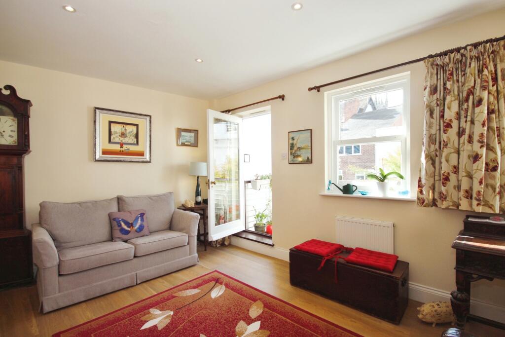 Additional property image - Neville Court, Castle Lane, Warwick, Warwickshire, CV34