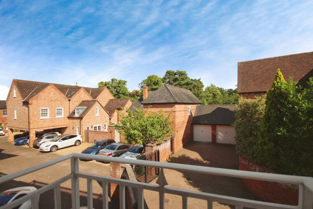 Additional property image - Neville Court, Castle Lane, Warwick, Warwickshire, CV34