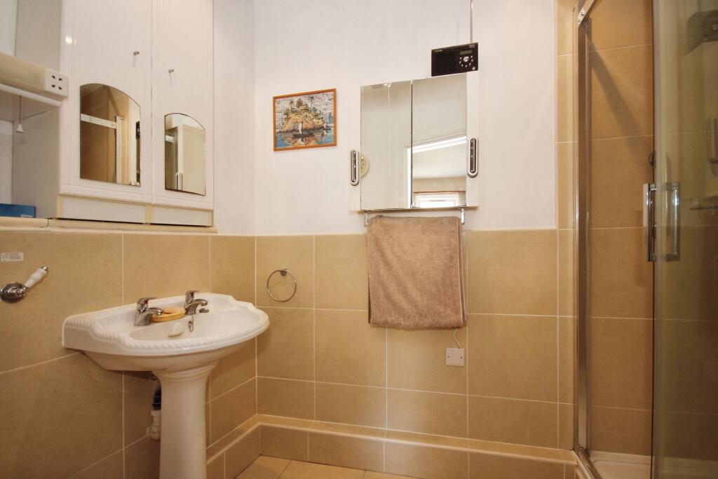 Additional property image - Neville Court, Castle Lane, Warwick, Warwickshire, CV34