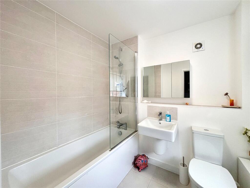 Additional property image - Barnett Drive, Hampton Magna, Warwick, Warwickshire, CV35