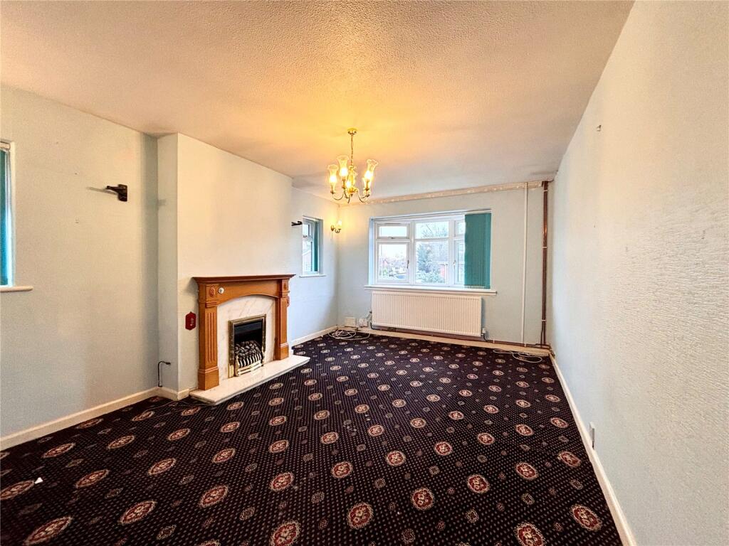 Additional property image - Spinney Hill, Warwick, Warwickshire, CV34