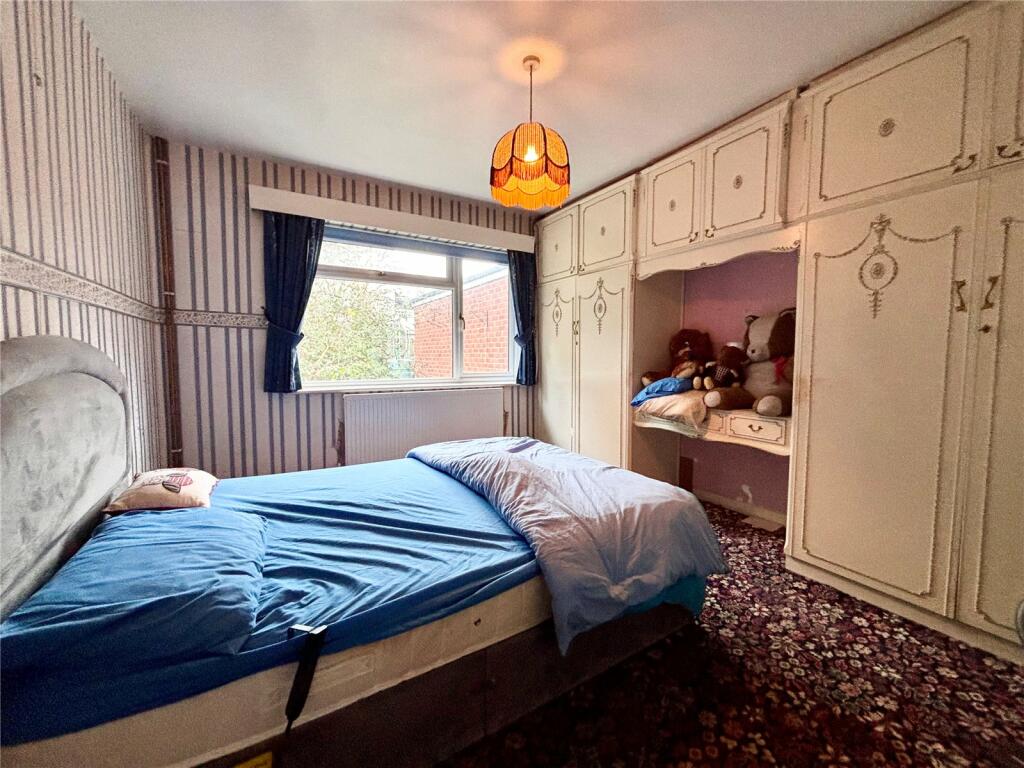 Additional property image - Spinney Hill, Warwick, Warwickshire, CV34