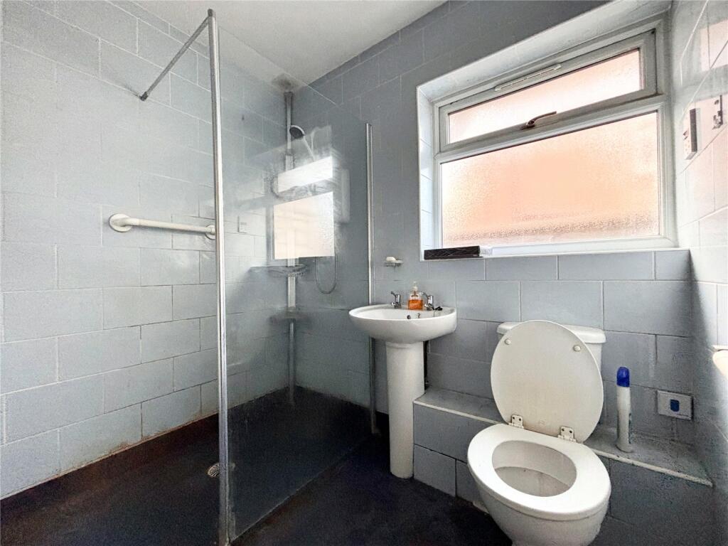 Additional property image - Spinney Hill, Warwick, Warwickshire, CV34