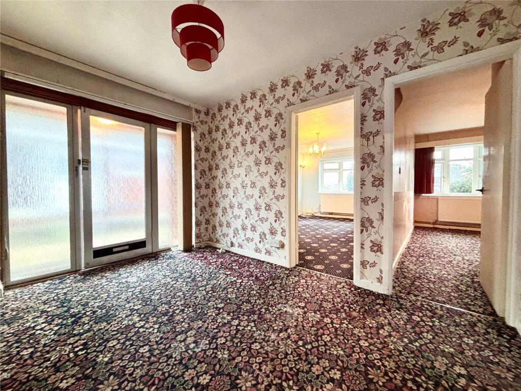 Additional property image - Spinney Hill, Warwick, Warwickshire, CV34