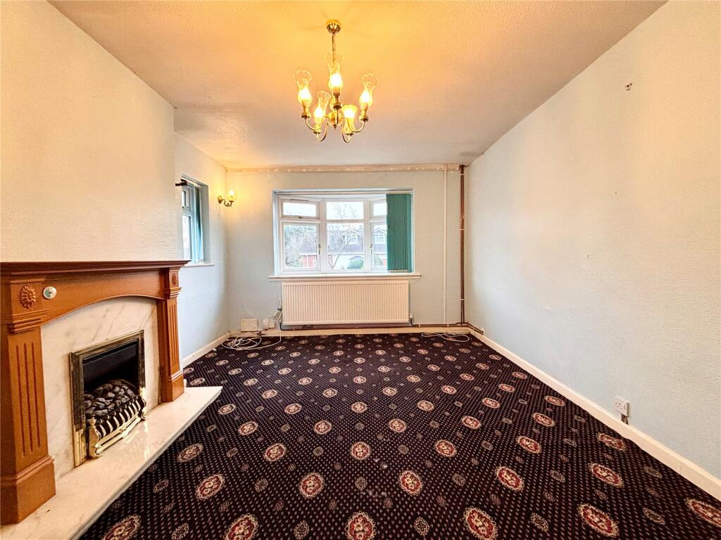 Additional property image - Spinney Hill, Warwick, Warwickshire, CV34